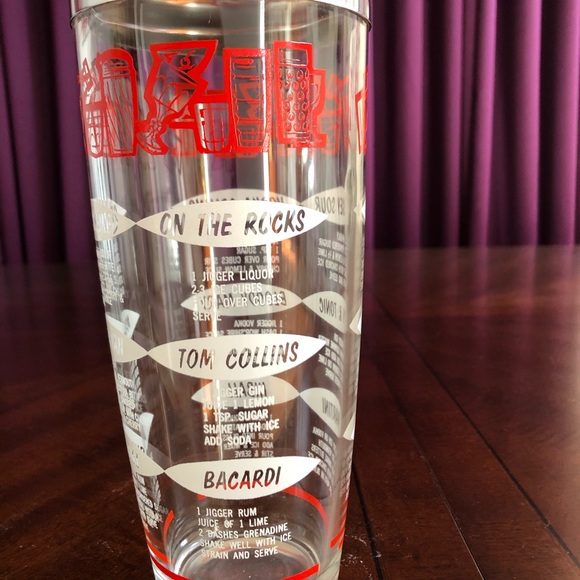 MidCentury Glass Cocktail Shaker w/Vintage Recipes - Picture 6 of 7